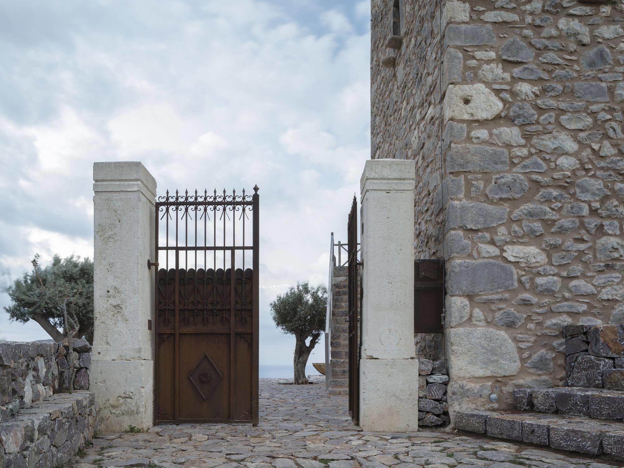 Tainaron Blue Retreat Hotel Vathia Exterior photo